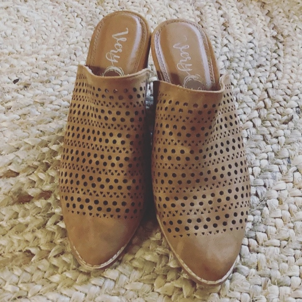 Very G Mules